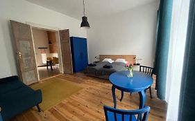 Varkeruelet 6 Apartman